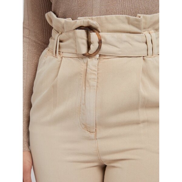 W2GB24WDP85-G1M5-ALT3 Παντελόνι με ζώνη Chino Μπέζ GUESS - Image 3