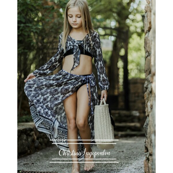 280188145_425261126266742_5530545186375834054_n Σετ πουκαμίσα all-over με φούστα παρεό λευκό-μαύρο CL22-075D CHRISTINA LAGOPOULOU - Image 1