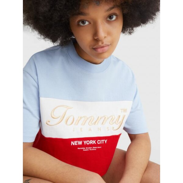 C22_02_DW0DW13827C1Q_MO-ST-D1 ΓΥΝΑΙΚΕΙΑ ΜΠΛΟΥΖΑ TOMMY JEANS TJWQVRSZD CROP ARCHIVE LOGO SS DW0DW13827-C1Q - Image 4