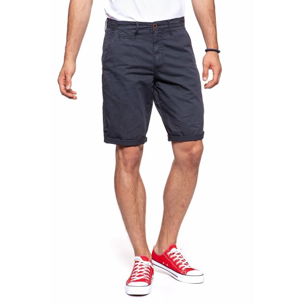 pol_pl_KROTKIE-SPODENKI-WRANGLER-CHINO-SHORTS-NAVY-W14MLL49I-3660_8 Ανδρική Βερμούδα CHINO WRANGLER W14M-LL49I  Μπλέ - Image 1