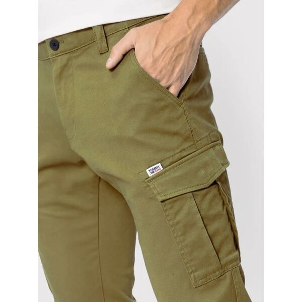 tommy-jeans-tekstilni-pantaloni-scanton-dm0dm13487-zelen-slim-fit-2 Ανδρικό Παντελόνι TOMMY JEANS DM0DM13487 SCANTON DOBBY CARGO Χακί - Image 3