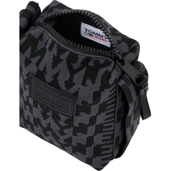 AM0AM108820GJ_I Ανδρική Τσάντα TOMMY JEANS LOGOMANIA MINI REPORTER AM0AM10882 Μαύρο Γκρί - Image 6