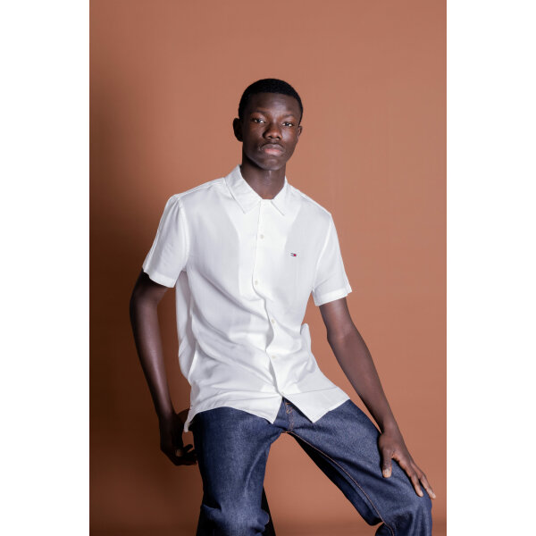 Ανδρικό Πουκάμισο TOMMY JEANS SOLID CAMP DM0DM15936 Λευκό - Image 5