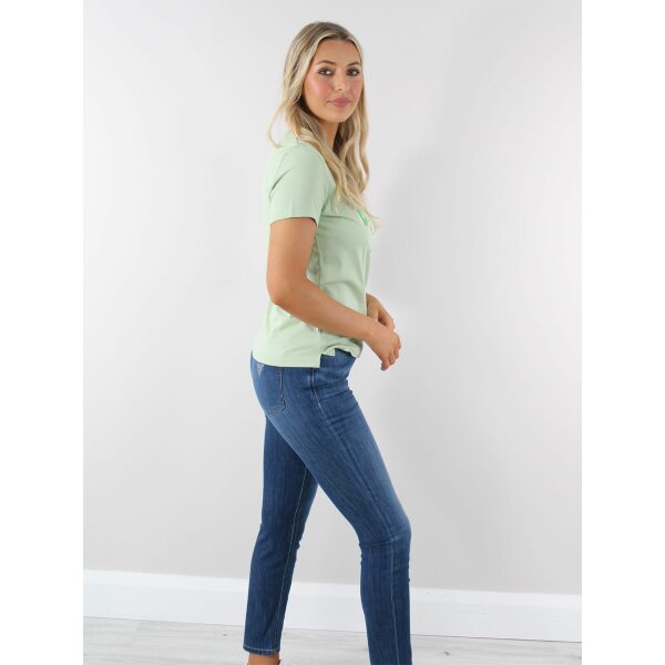 guess-diamante_-3d-logo-tee-green-w3gi34i3z14-cilento-4 Γυναικεία Μπλούζα T-shirt με λογότυπο με στρας GUESS Μέντα W3GI34I3Z14-G8E7 - Image 4