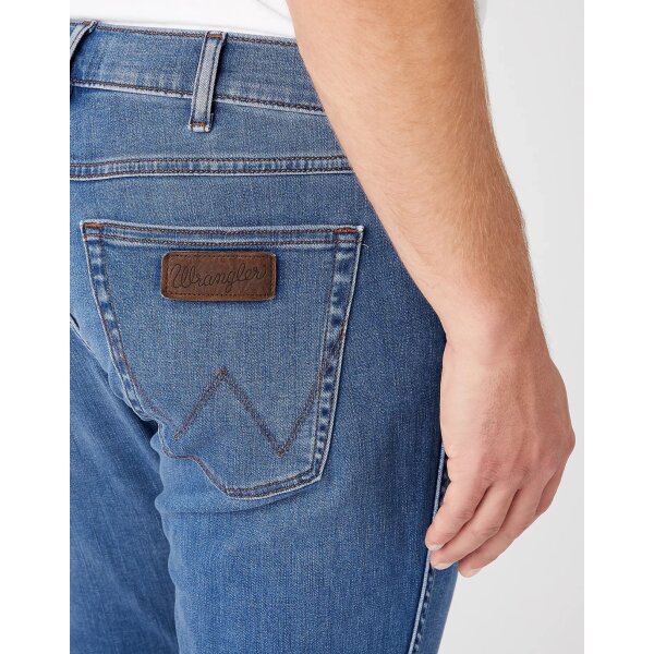 W15QMU91Q_4_mosaic-1280x1626 Ανδρικό Παντελόνι Wrangler GREENSBORO W15Q74Z59 TZIN Μπλέ - Image 4