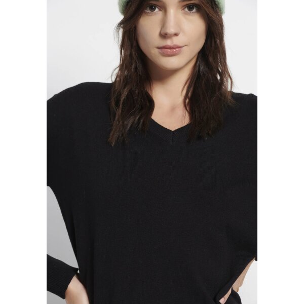 Γυναικείο πουλόβερ με V λαιμόκοψη Μαύρο FBL008-101-09 FUNKY BUDDHA - Image 3