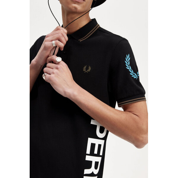 Ανδρικό POLO FRED PERRY GRAPHIC BRANDED M6613 Μαύρο - Image 3