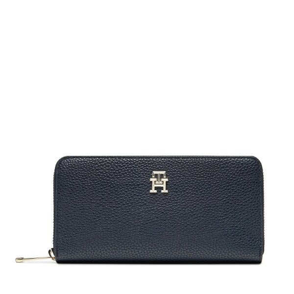 megalo-portopholi-gunaikeio-tommy-hilfiger-emblem-aw0aw15181-space-blue-dw6-8720644663608 Γυναικείο Πορτοφόλι Μπλέ Tommy Jeans Th Emblem Large Za AW0AW15181-DW6 - Image 1