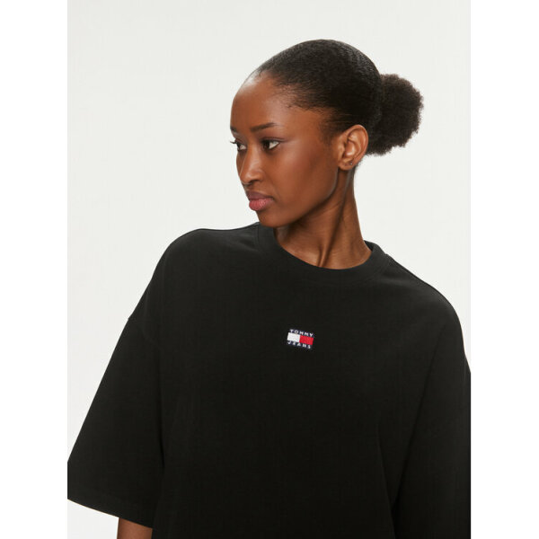 tommy-jeans-phorema-kathemerino-badge-dw0dw18145-mauro-relaxed-fit-0000303430788 (3) ΓΥΝΑΙΚΕΙΟ ΦΟΡΕΜΑ TOMMY JEANS Badge DW0DW18145 Μαύρο Relaxed Fit - Image 3