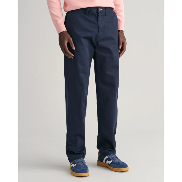 202401-1505222-410-crmodel-fv-1 Ανδρικό Παντελόνι GANT  REGULAR TWILL CHINOS 1505222 Μπλε - Image 2