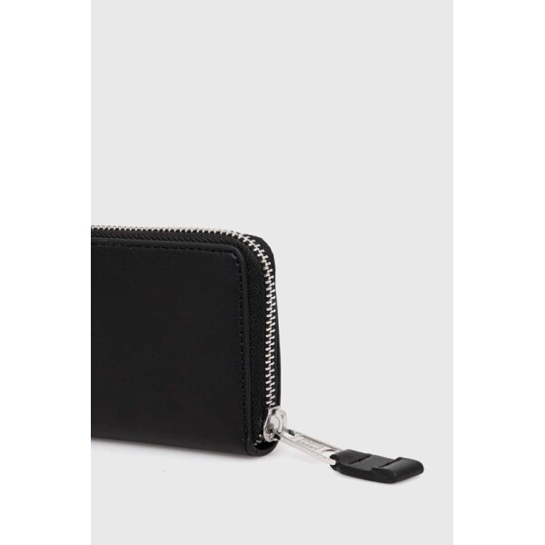 AW24-PFD04I-99X_F2 Γυναικείο Πορτοφόλι Tommy Jeans μαύρο AW0AW16387 - Image 2