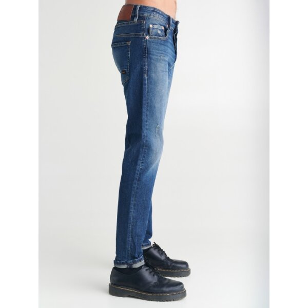 5-829.585.S2.052-2-600x800 Ανδρικό παντελόνι τζιν simon STAFF GALLERY  5-829.585.S2.052 μπλε - Image 4