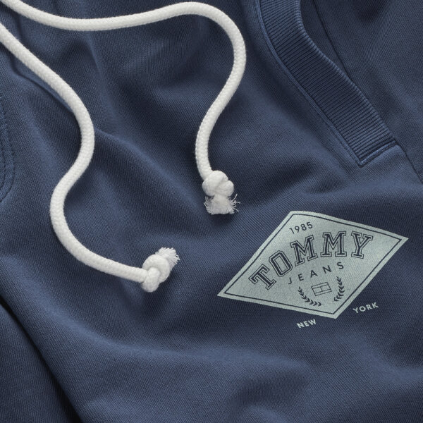 Ανδρική Βερμούδα TOMMY JEANS  TJM REG VARSITY GRAPHICS  DM0DM20936 Μπλε - Image 3