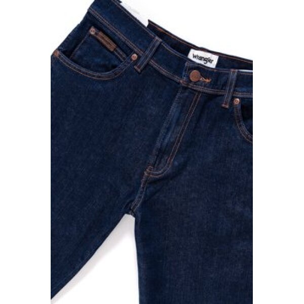 pol_ps_SPODNIE-MESKIE-WRANGLER-TEXAS-STRETCH-DARKSTONE-W121K4009-7325_12 Ανδρικό παντελόνι τζιν TEXAS stretch original regular WRANGLER W121-K4-009 μπλε σκούρο - Image 2
