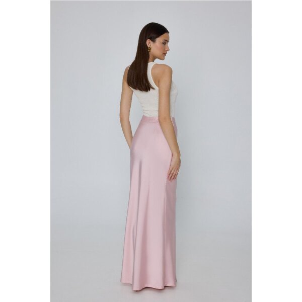 MML25-01-02-006_PINK_4_1742320092 Maxi Σατέν Φούστα σε Λοξή Γραμμή RAMONA MML25-01-02-006_PINK - Image 6