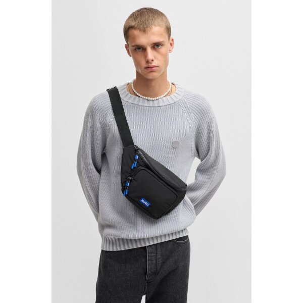 hbeu50529435_001_300 Ανδρικό τσαντάκι HUGO BLUE Zip-up belt bag with embroidered logo patch μαύρο - Image 3