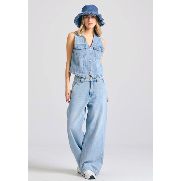 FBL011-167-02_LT_BLUE_2 Γυναικείο loose fit τζιν παντελόνι με washed effects FUNKY BUDDHA  FBL011-167-02 - Image 2