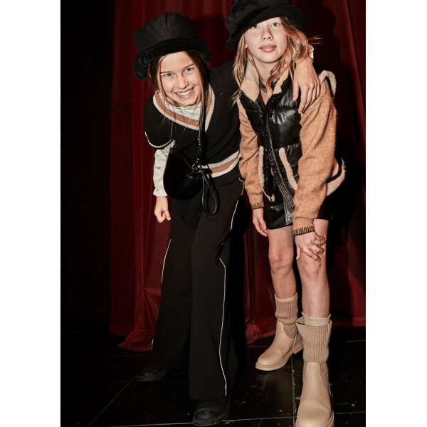 ΠΑΙΔΙΚΟ ΠΑΝΤΕΛΟΝΙ ΜΕ ΔΙΠΛΗ ΖΩΝΗ ΜΑΥΡΟ ΚΟΡΙΤΣΙ MAYORAL 15-07581-017 - Image 2