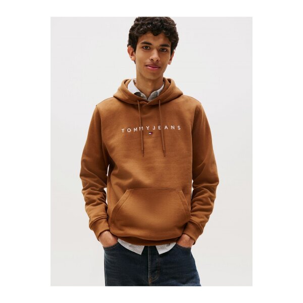 1753261809-front-120252_02672551-GVP-1-1000x1500w Ανδρικό φούτερ με κουκούλα LINEAR LOGO HOODIE EXT TOMMY JEANS DM0DM20746 καφέ - Image 1