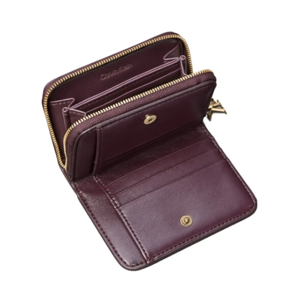 ΓΥΝΑΙΚΕΙΟ ΠΟΡΤΟΦΟΛΙ CK PULLER MEDIUM FLAP ZIP AROU CALVIN KLEIN LV04F1075G-BAP - Image 4