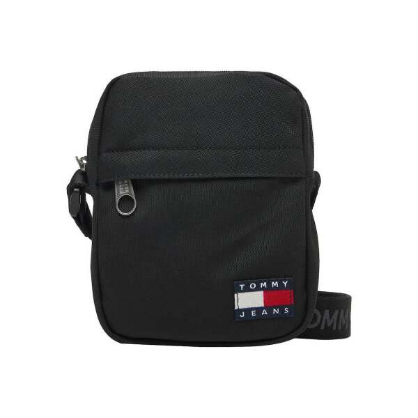 20250922151229_tommy_hilfiger_essential_andriki_tsanta_omou_chiasti_mayri_am0am13710_bds ΑΝΔΡΙΚΟ TJM ESS DAILY REPORTER TOMMY JEANS AM0AM13710-BDS - Image 1