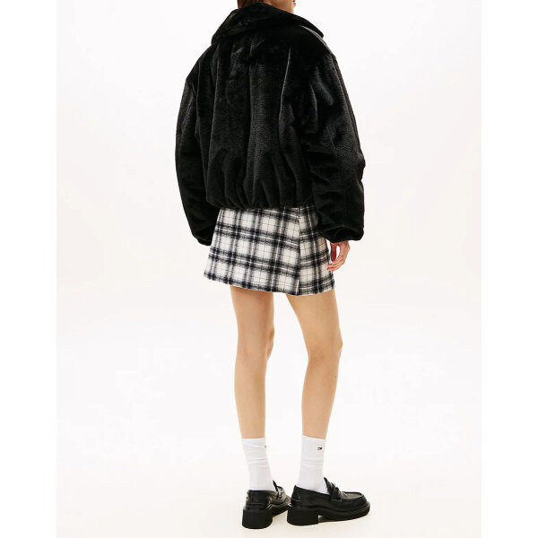 20251027155842_8a83d9d8 ΓΥΝΑΙΚΕΙΟ ΜΠΟΥΦΑΝ TJW FAUX FUR BOMBER TOMMY JEANS DW0DW21669-BDS - Image 2