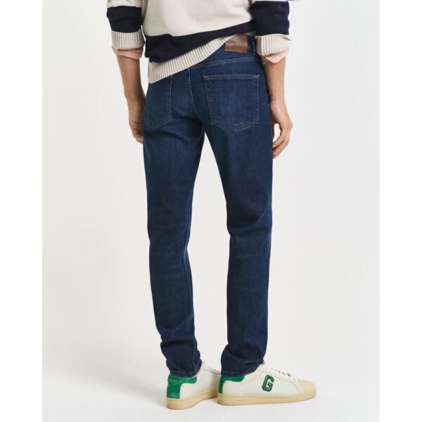 time__1744208419__202502-1000260-961-model-bv-1 Ανδρικό Παντελόνι Jeans Slim GANT  1000260-961 Μπλε - Image 2