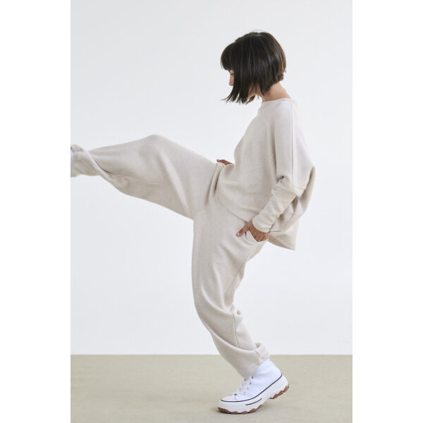 02s0Aoqv7dWIl2sBhrXqDYuEI2Q7gUzb-scaled Σετ πλεκτό νυχτερίδα Εκρού 4-16 ΕΤΩΝ Melin Rose MRW25/26-6205 - Image 2