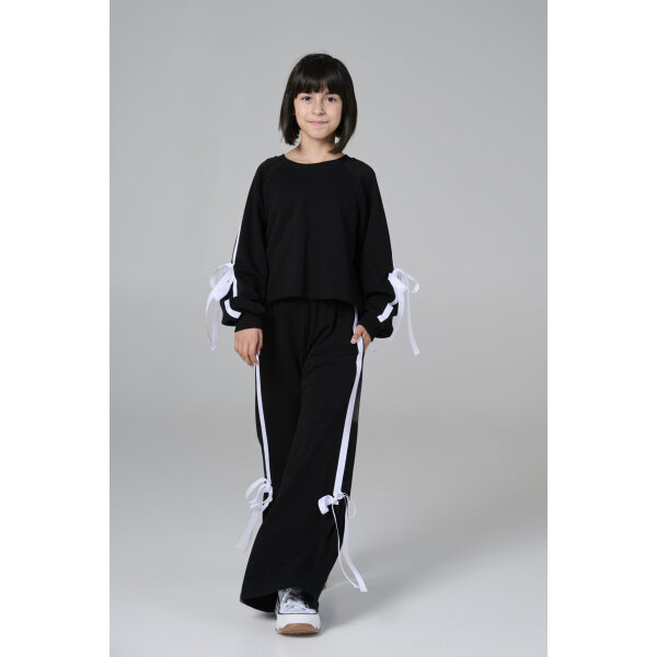 hLT8pteb2SFtQKoPKJO3VTILKODk3BiK-scaled Σετ Φούτερ Φόρμα με κορδέλες Μάυρο 4-16 ΕΤΩΝ Melin Rose - Image 3