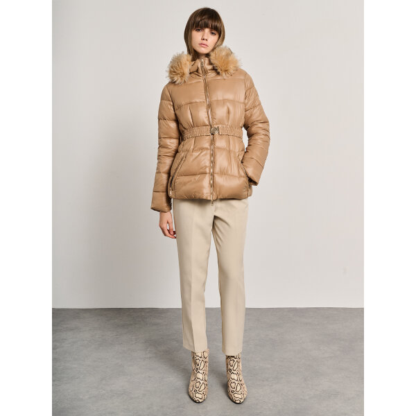 Γυναικείο Κοντό Μπουφάν Με Κουκούλα Και Γούνα Staff Gallery 65-003.054.Ν9981 - Image 6