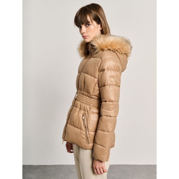 Γυναικείο Κοντό Μπουφάν Με Κουκούλα Και Γούνα Staff Gallery 65-003.054.Ν9981 - Image 3